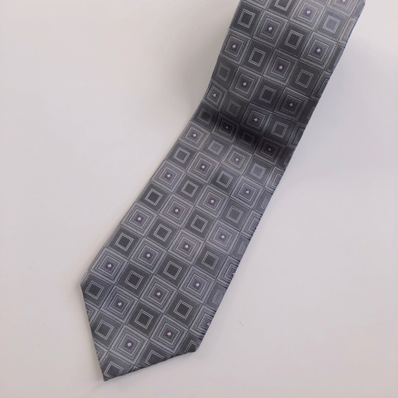Designer Michael Kors Men’s 100% Silk Tie